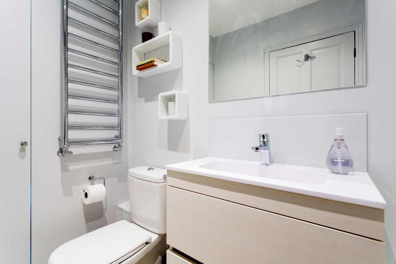 Veeve - A Kensington Mews Villa Londen Buitenkant foto